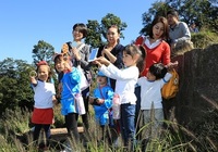 親子で大文字山に登りました。（あおい組）