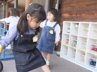 雨があがってすぐに外で遊びたい。