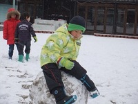 雪あそびをしたよ。