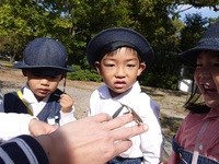 ちゅうりっぷ組（３歳児）が円山公園にお散歩に行きました。