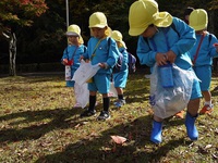 ちゅうりっぷ組（3歳児）が宝ヶ池にお出かけしたよ。